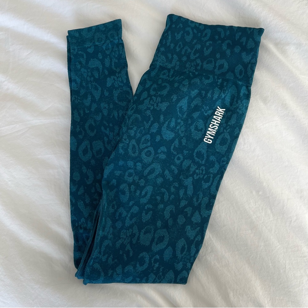 Gym shark Blue Cheetah Leggings